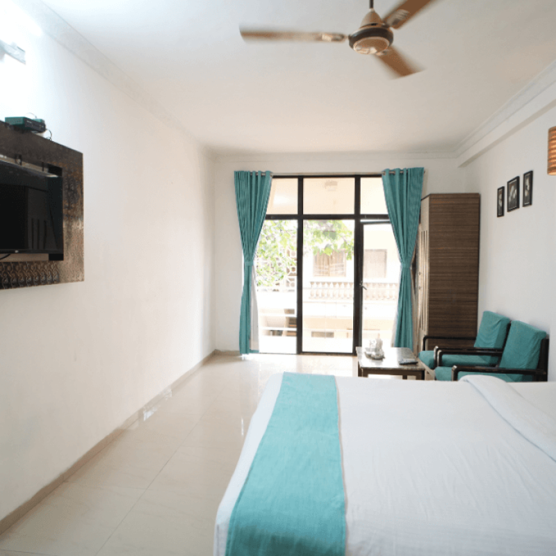 AC Deluxe Senior Rooms IMG (2)